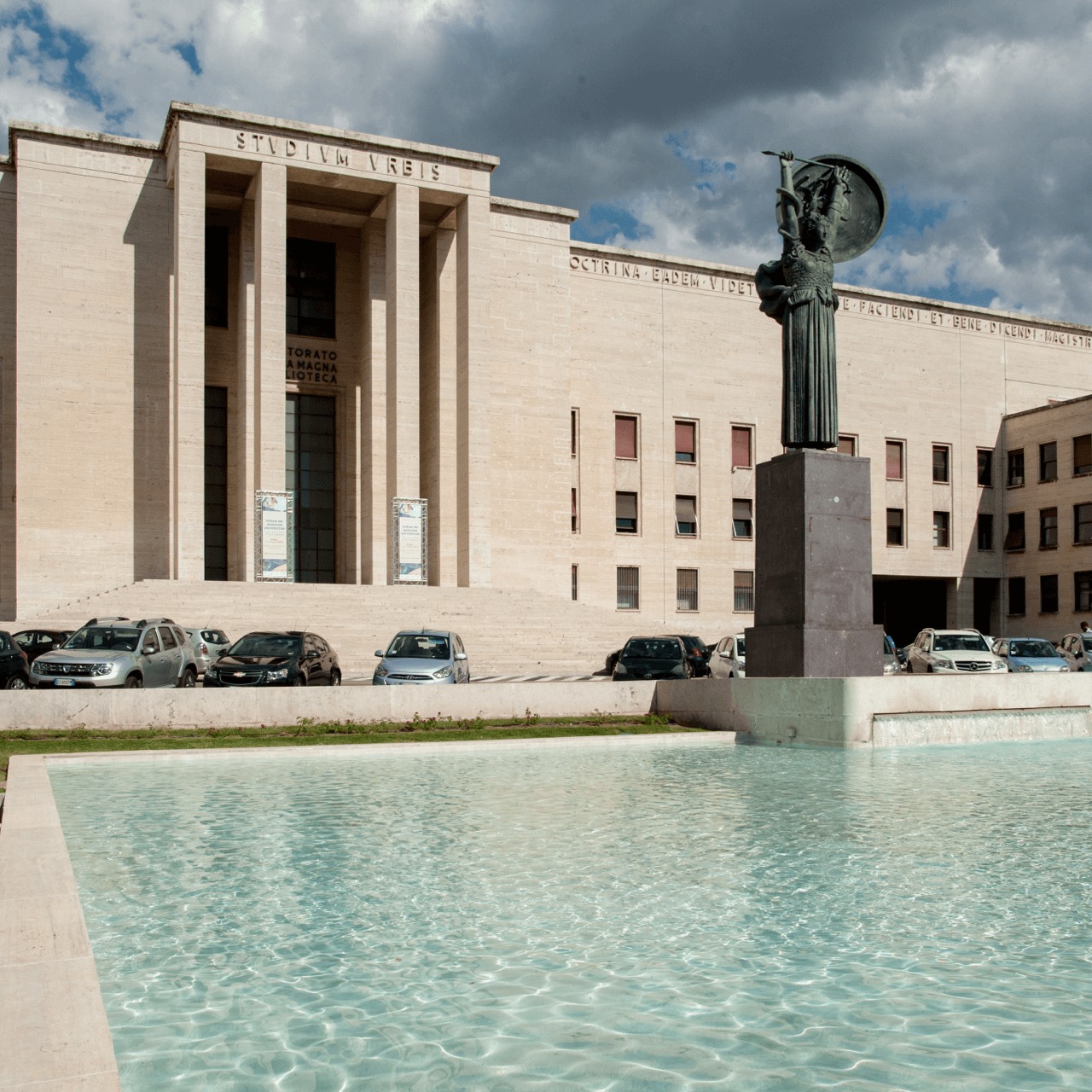 Maliyetler ve Kariyer Fırsatları